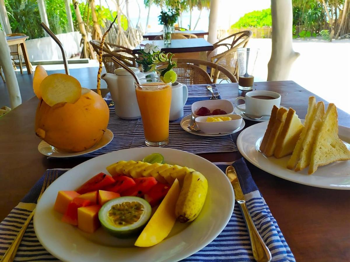 Sleeping Elephant Beach Resort Tangalle Exterior photo