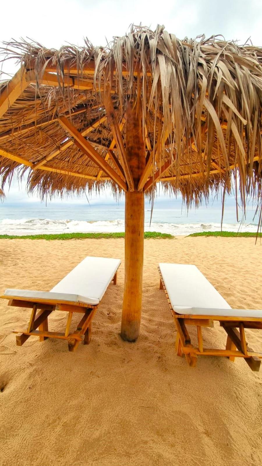 Sleeping Elephant Beach Resort Tangalle Exterior photo