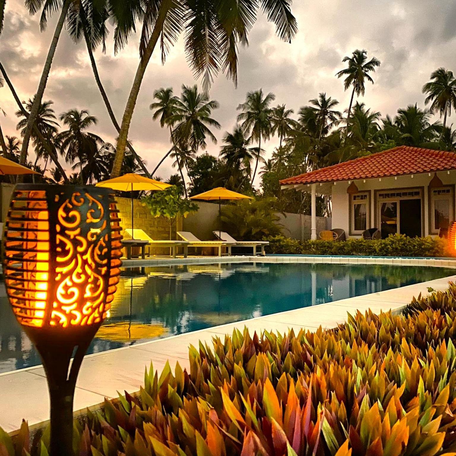 Sleeping Elephant Beach Resort Tangalle Exterior photo