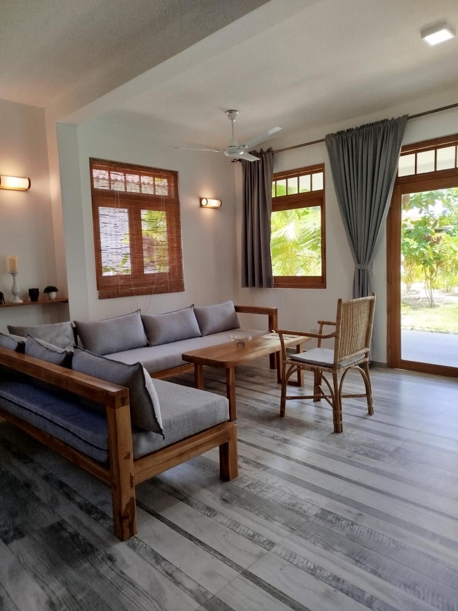Sleeping Elephant Beach Resort Tangalle Exterior photo